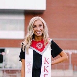 Meet your Posher, Sara